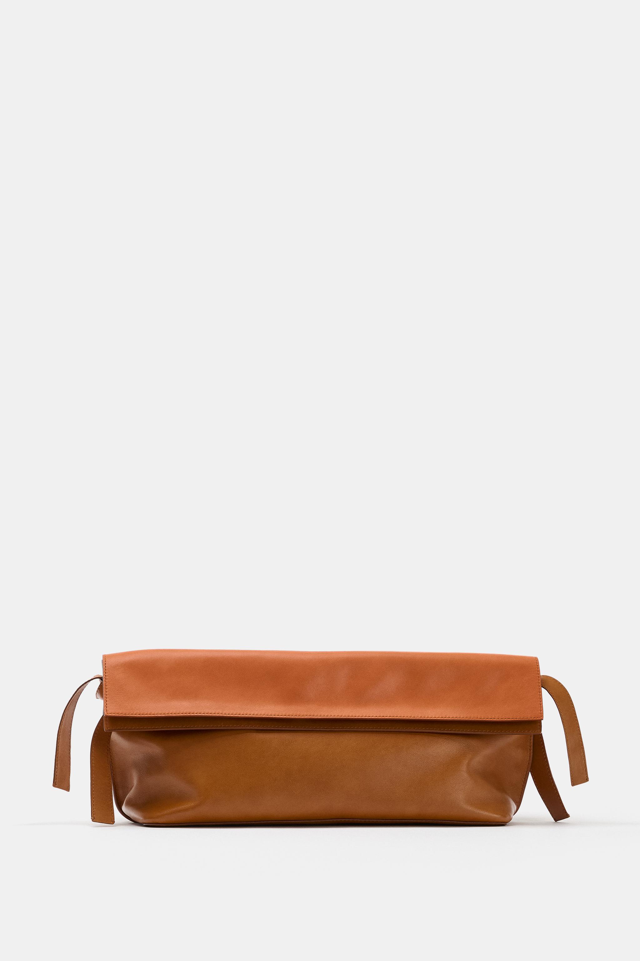 LEATHER FLAP CLUTCH